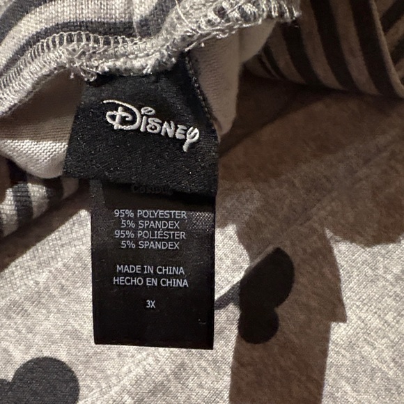 Gray Pajama Women’s Set with Black Mickey Mouse Print BNWOT 3X - Picture 6 of 8